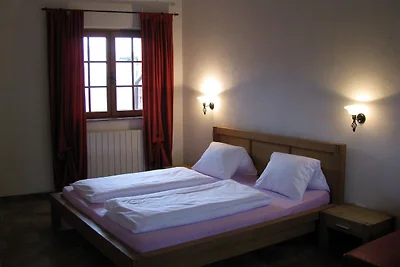 Villa met zwembad in Bastia Mondovi