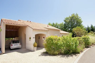 Villa di classe a Ecuras Rouzède con giardino