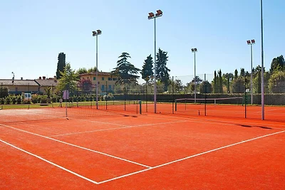 Wohnung in Vinci mit Pool & Wellness