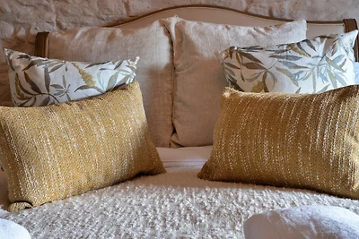 Bauernhaus in Staffordshire mit Hügelblick