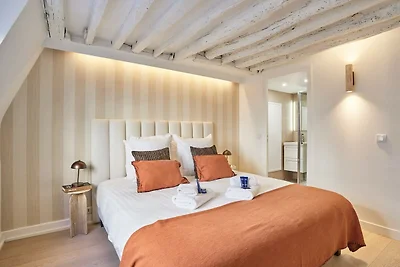 Hervorragende Wohnung Louvre Museum / Saint...