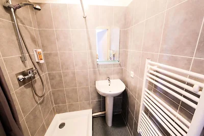 2 Zimmer Duplex 6/8 Personen Balkon