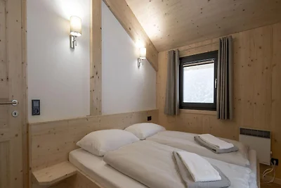 Schönes Chalet mit Balkonen