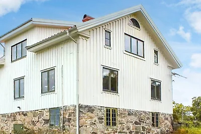 4 Sterne Ferienhaus in UDDEVALLA