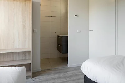 Mod. Bungalow mit zwei Badezimmern, 500 m vom...