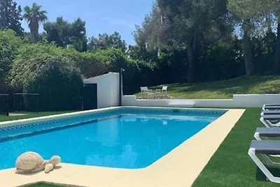 Villa spagnola vicino alla spiaggia con...