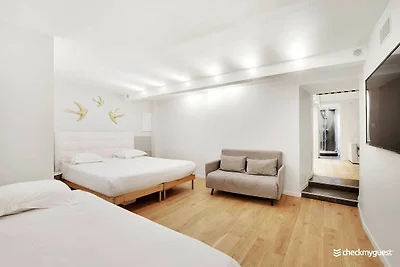 Amplio apartamento - 4 habitaciones, 15 baños...