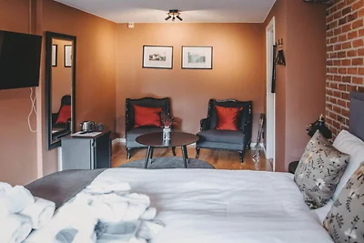 4-Sterne-Zimmer mit Whirlpool und Frühstück