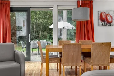 Freist. Bungalow mit Geschirrspüler, neben...