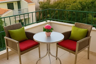 One Bedroom apartment with Balcony and Sea Vi...