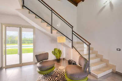 Großzügige Villa in Syrakus mit privatem...