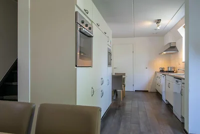 Casa ristrutturata con benessere, città di Br...