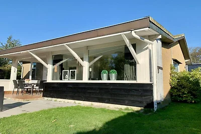 Toller Bungalow in der Nähe von Strand und...