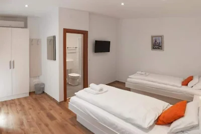 Rooms Lidija 17 - Twin Room (6)