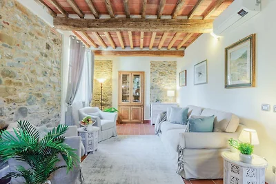 Smaakvol ingerichte villa in Lucca