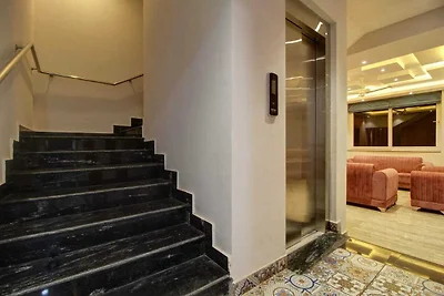 Villa Rouz by DanCenter