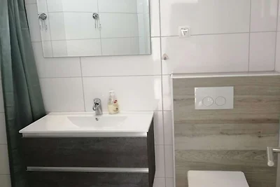 Seaside Apartments Sanda - One Bedroom Apartm...