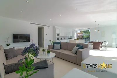 Villa, 180m zum Sandstrand