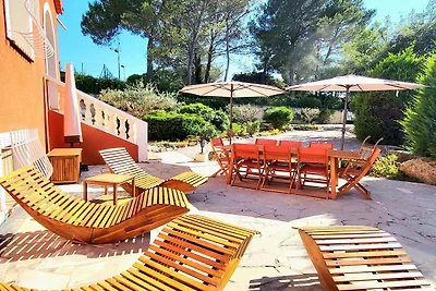 Villa Christine mit Pool und Aussicht