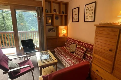 In der Nähe befinden sich Geschäfte, der kost...