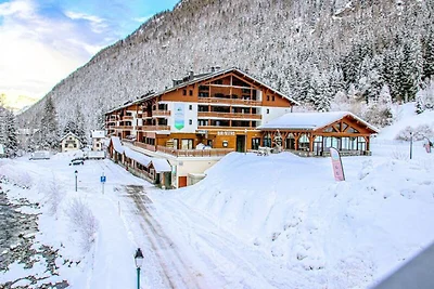 Apartment in Vallorcine mit beheiztem Pool