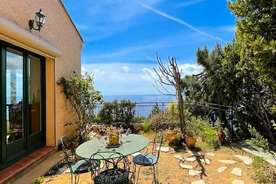 Familienvilla mit einzigartigem Meerblick