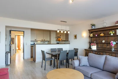 Licht appartement op de 7e verdieping
