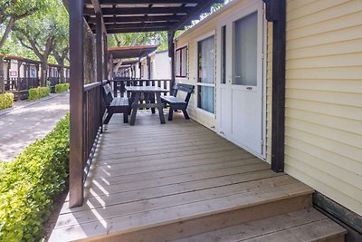 Gemütliches Chalet mit Terrasse in Blanes