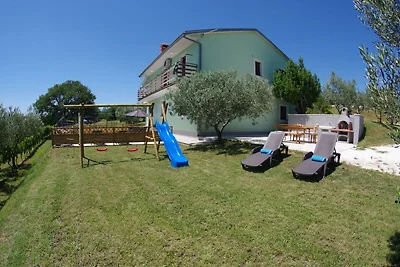 Geräumige Wohnung mit Blick auf die Weinberge