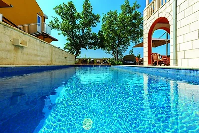 Villa Anka - Five-Bedroom Villa with Terrace ...