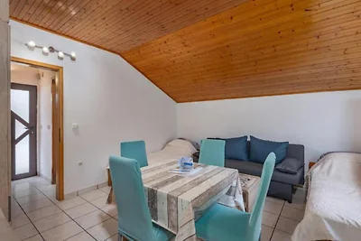 Studio apartment Iva - Studio Apartment