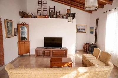 Villa spaziosa con ampia veranda