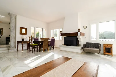 Premium-Villa mit Swimmingpool
