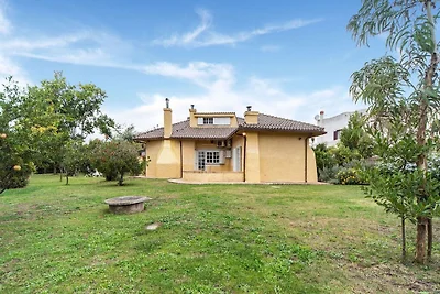 Bellissima casa vacanze ad Ardea con giardino