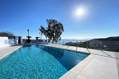 Wohnung in Málaga mit Meerblick & Pool