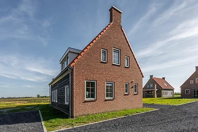 Villa mit Whirlpool und Sauna in einem...