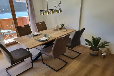 3 Raum Familienwohnung  "Schneerose"