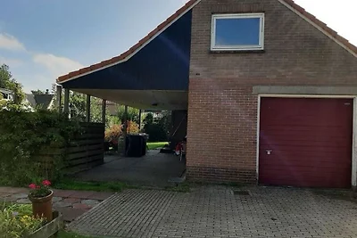 Ferienhaus mit überdachter Terrasse