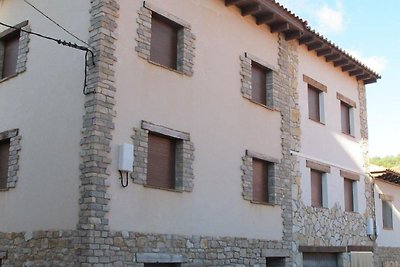 Stilvolle Ferienwohnung in Gudar mit Heizung