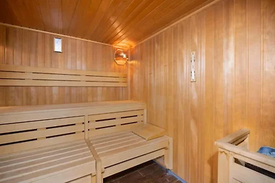 Ferienhaus am Hotel mit Gastro und Wellnes