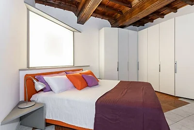 Wohnung in Torino mit Balkon und Parken