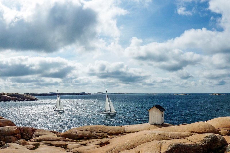 Die malerische Küste Bohuslän mit seinen 8000 Inseln aus Granit