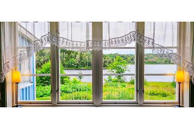 Haus am See, See Bullaren