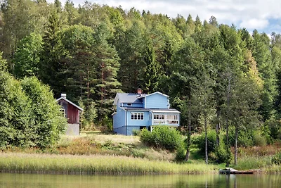 Haus am See, See Bullaren
