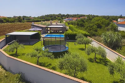 Villa Kazun