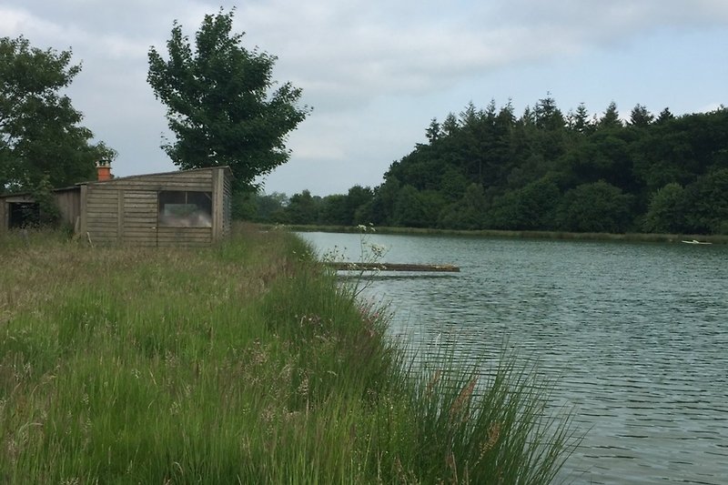 Schwimm- und Angel-See 5’ zu Fuss