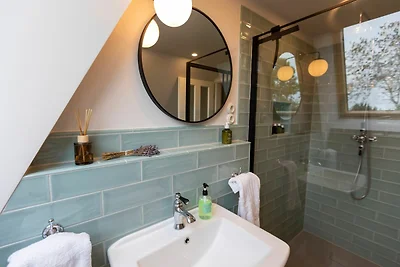 Reetdachkate Fjord Cottage - Haushälfte...