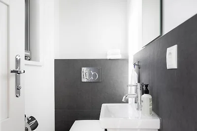 Reetland am Meer Superior Reetdachvilla mit 2...