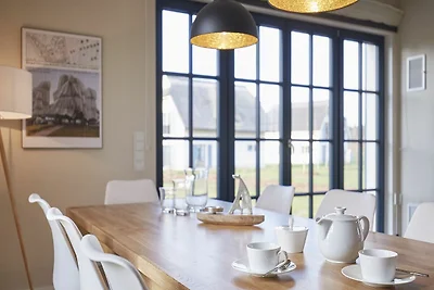 Reetland am Meer Luxus Reetdachvilla mit 3 Sc...