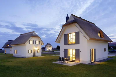 Reetland am Meer Superior Reetdachvilla mit 2...
